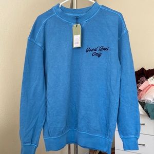 NWT blue relaxed fit crewneck